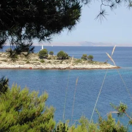 St Rialto Jelsa (Hvar)