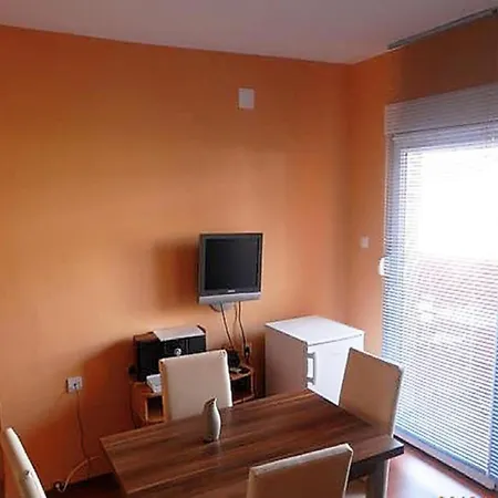 St Rialto Apartment *