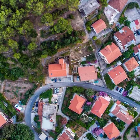 圣里亚托公寓 耶尔萨