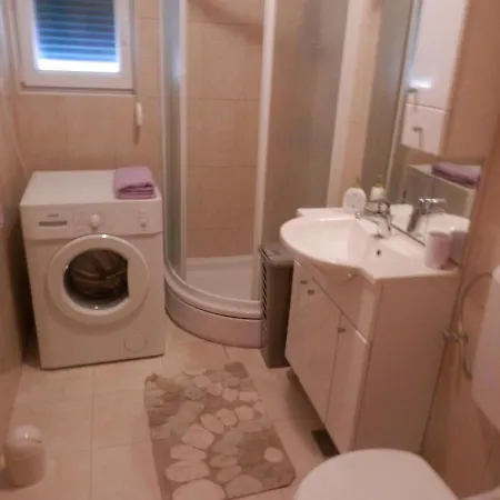 圣里亚托公寓 耶尔萨